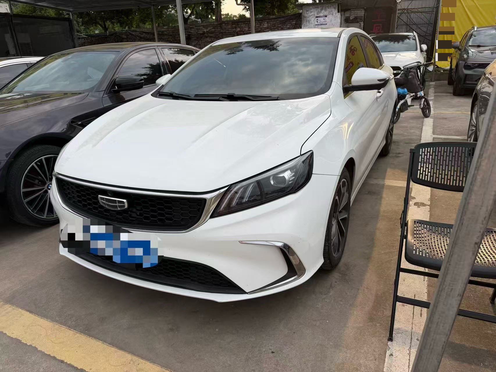 GEELY Binray 2022 immagine di auto 