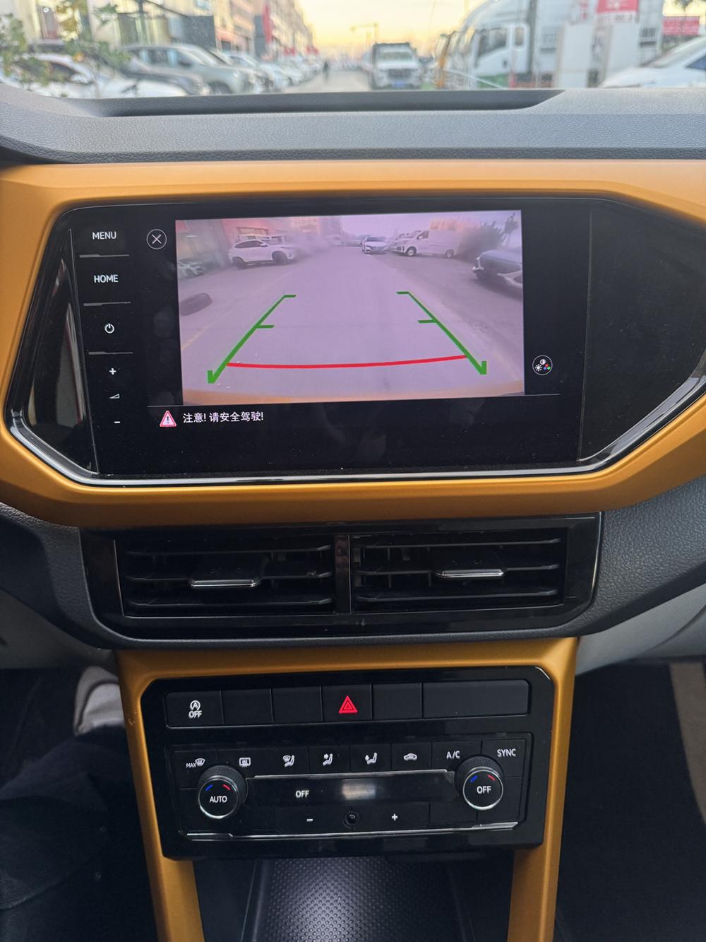 Volkswagen T-Cross 2020 #15 Volkswagen T-Cross 2020 car image #15