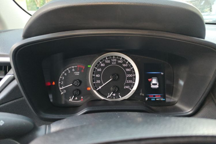 Toyota Corolla Cross 2023 صورة سيارة #13