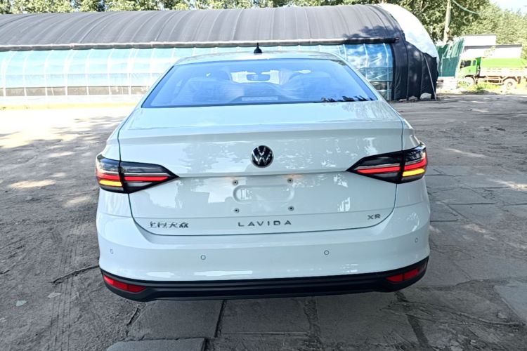 Volkswagen Lavida 2023 car image #4