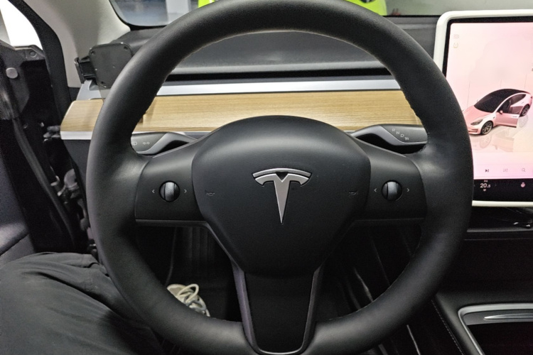 Tesla Model 3 2023 #11 Tesla Model 3 2023 car image #11