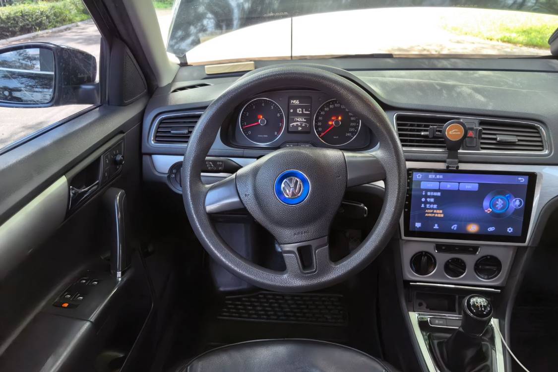 Volkswagen Lavida 2014 car image #24