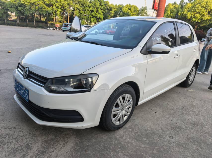 Volkswagen Polo 2017 Volkswagen Polo 2017 car image