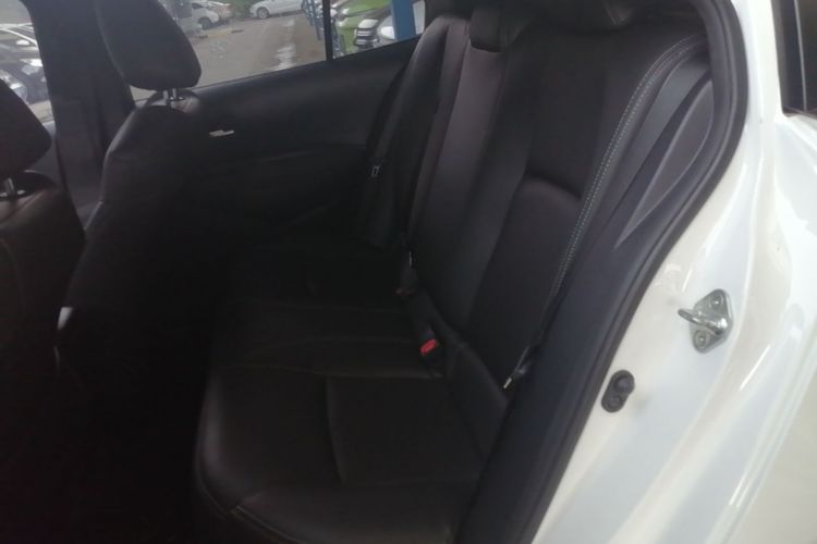 Toyota Corolla 2023 car image #17