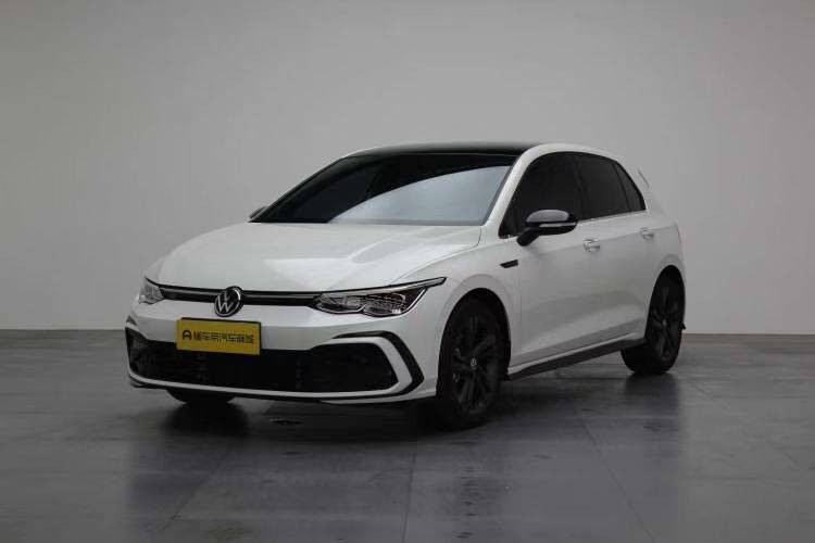 Volkswagen Golf 2024 car image 