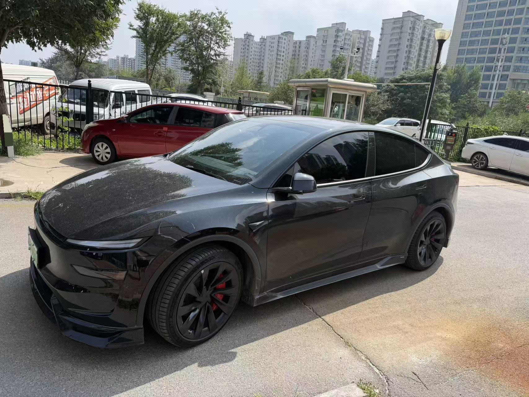 Tesla Model Y 2026 car image 