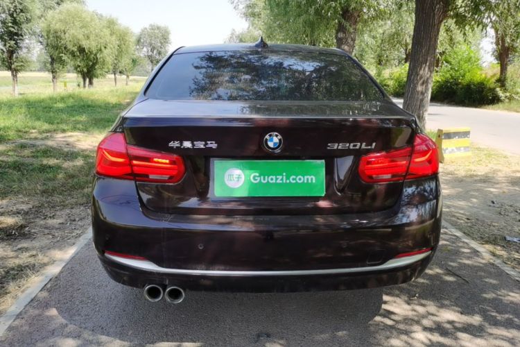BMW 3 Series 2018 #4 BMW 3 Series 2018 car image #4