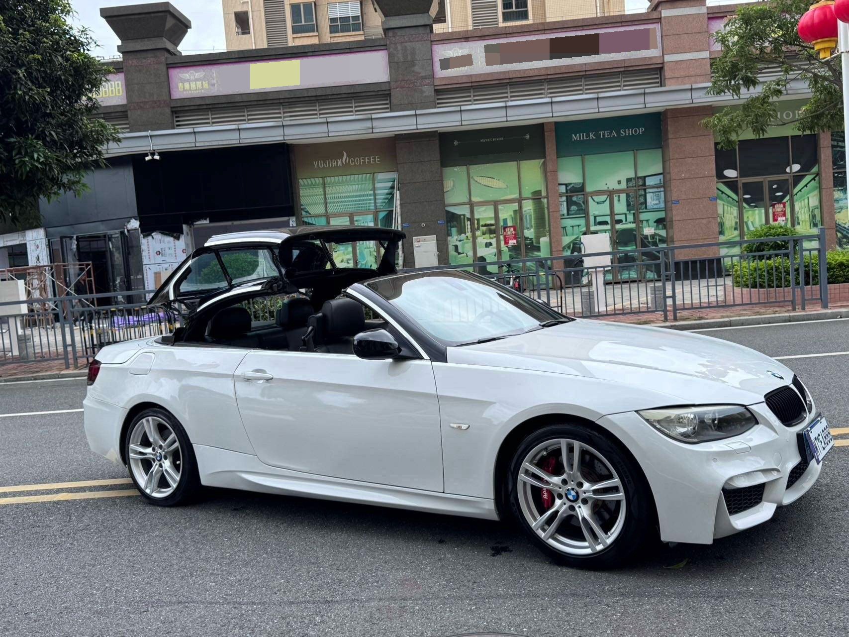 BMW 3 Series (Imported) 2010 car image #15