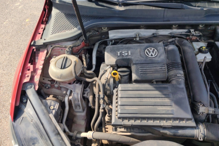 Volkswagen Golf 2015 car image #26