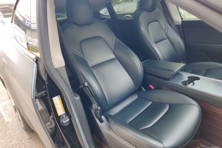 Tesla Model Y 2023 #24 Tesla Model Y 2023 car image #24