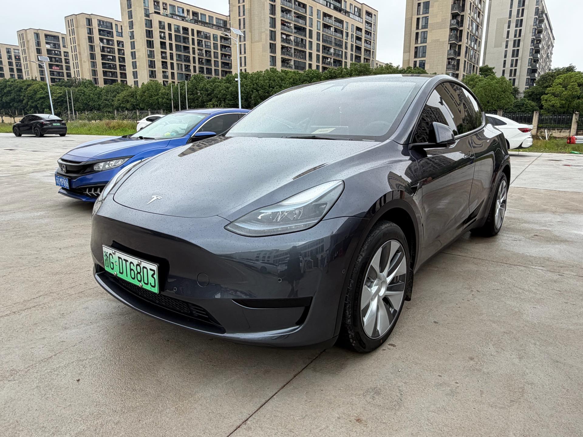 Tesla Model Y 2023 Tesla Model Y 2023 car image