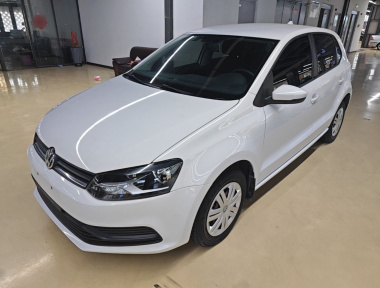 Volkswagen Polo 2017 Volkswagen Polo 2017 immagine di auto