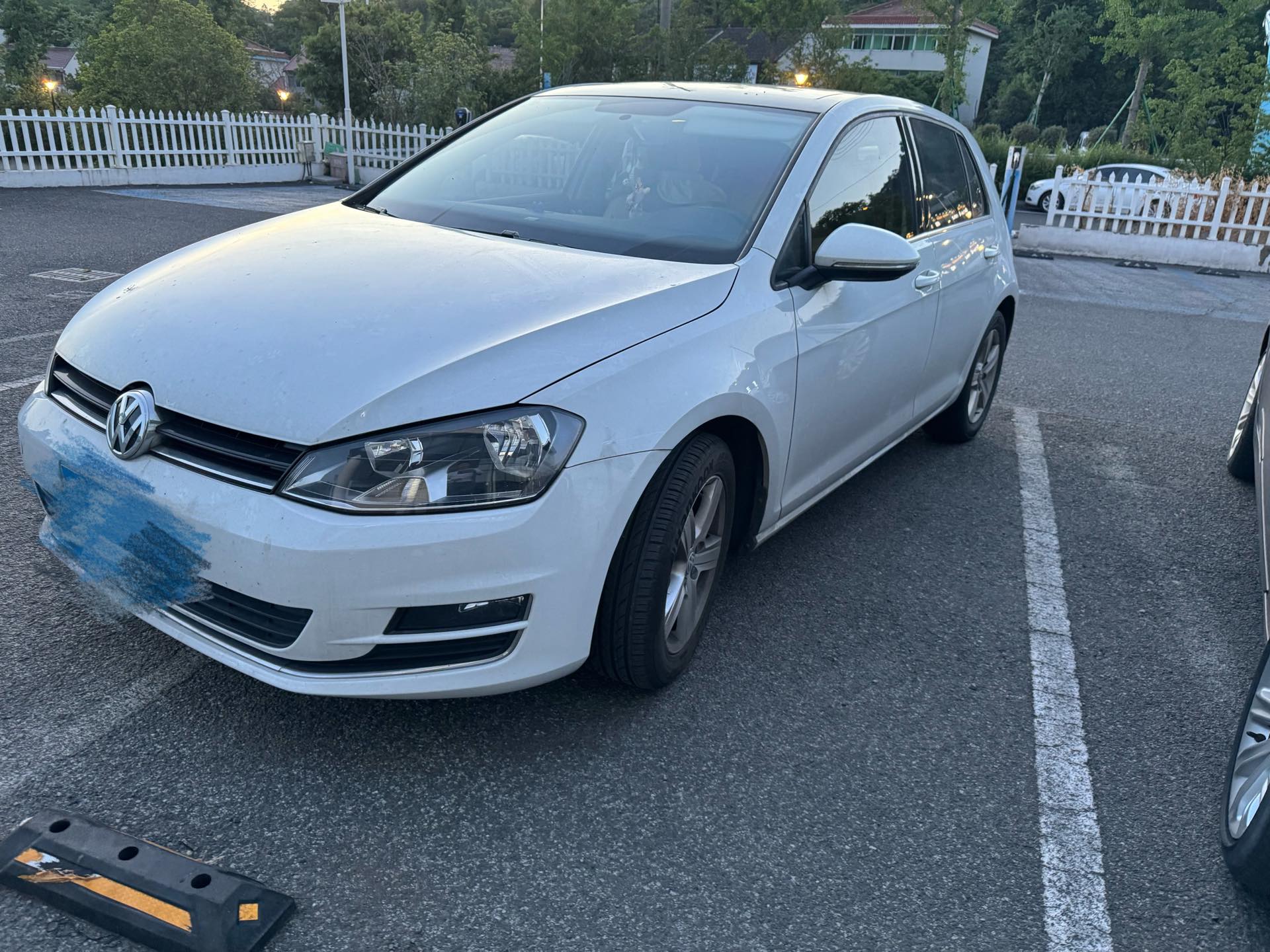 Volkswagen Golf 2017 Volkswagen Golf 2017 car image