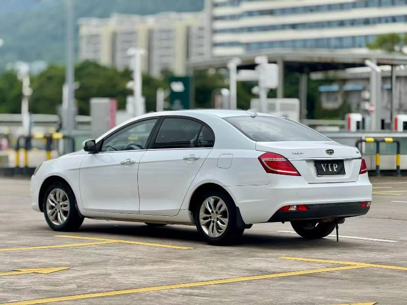 GEELY Emgrand 2016 car image #3