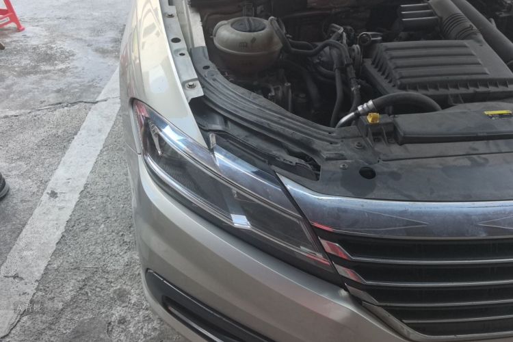 Volkswagen Lavida 2018 car image #8
