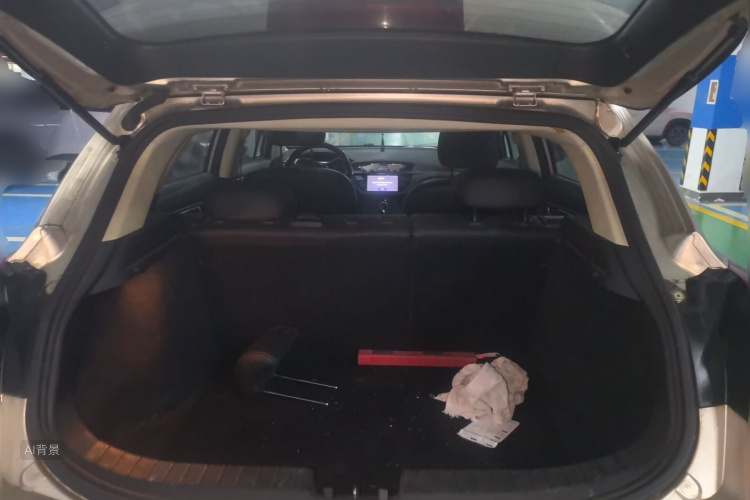 GEELY Emgrand GS 2016 car image #21