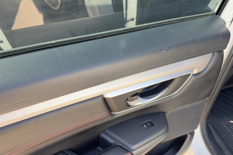 Honda CR-V 2018 car image #18