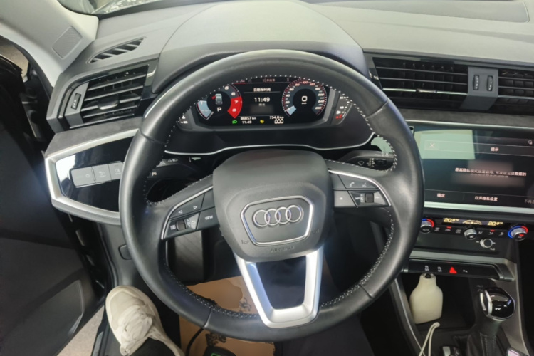 Audi Q3 2022 #15 Audi Q3 2022 car image #15