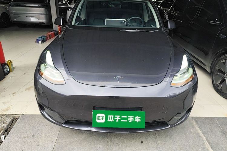 Tesla Model Y 2024 #3 Tesla Model Y 2024 immagine di auto #3