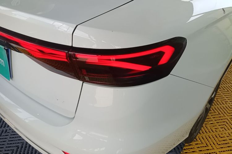 GEELY Emgrand 2022 #8 GEELY Emgrand 2022 car image #8