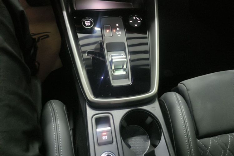 Audi A3 2024 car image #18