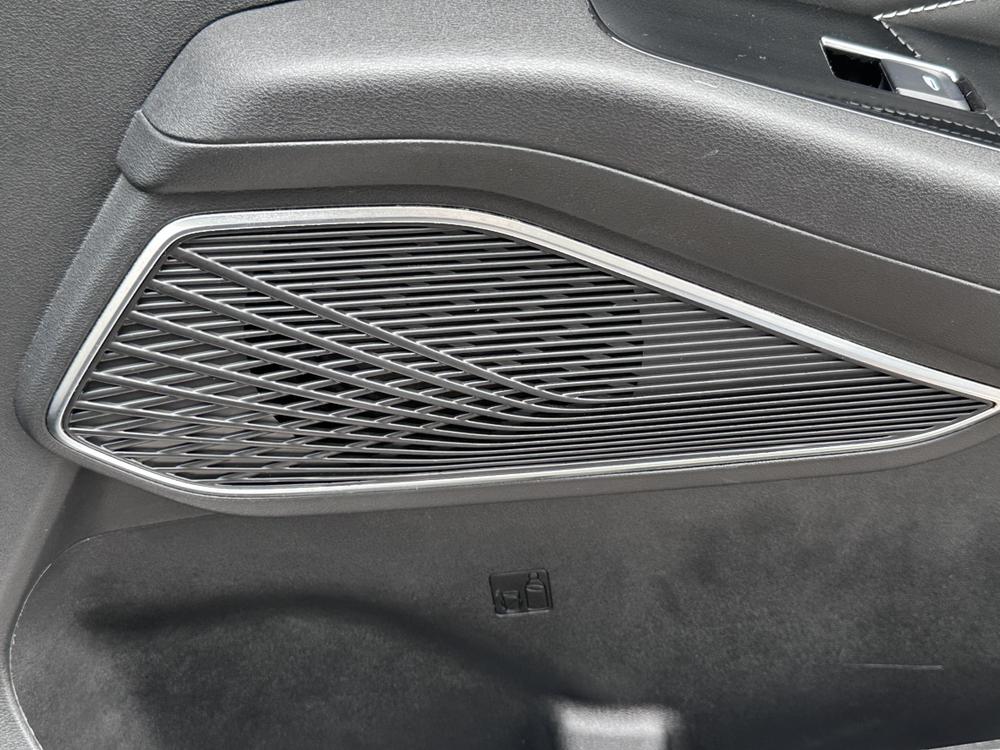 GEELY Emgrand 2022 car image #9