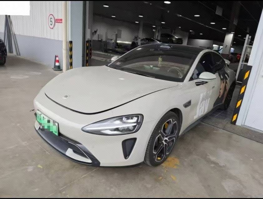 MI SU7 2025 MI SU7 2025 immagine di auto