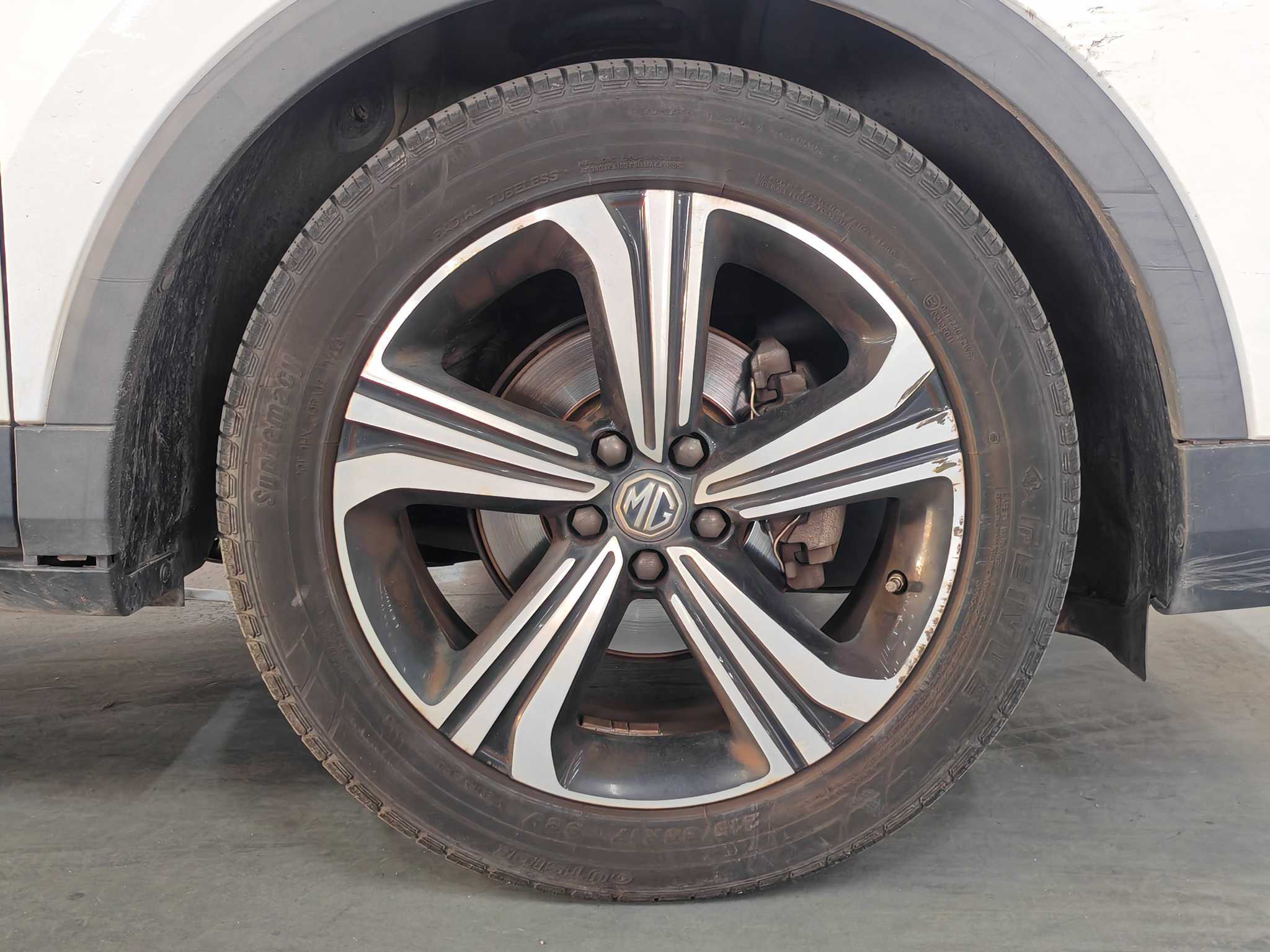 MG ZS 2020 car image #10