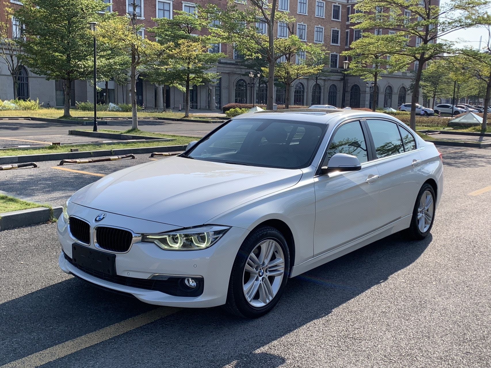 BMW 3 Series 2015 BMW 3 Series 2015 صورة سيارة