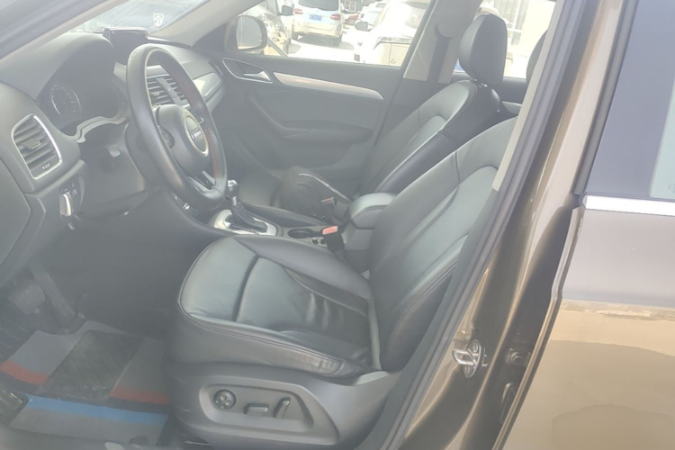 Audi Q3 2015 #15 Audi Q3 2015 car image #15