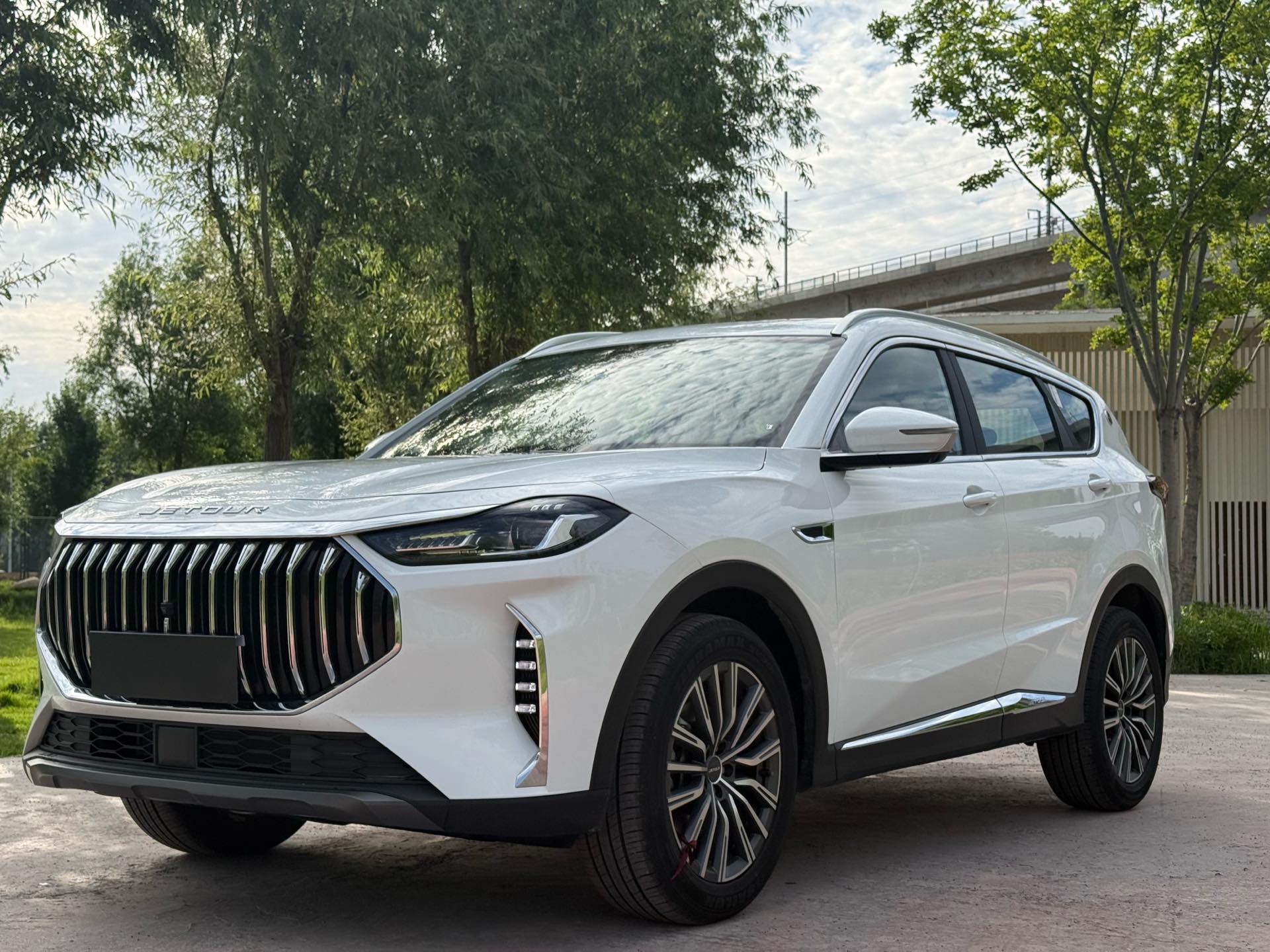 Jetour X70 PLUS 2025 Jetour X70 PLUS 2025 car image