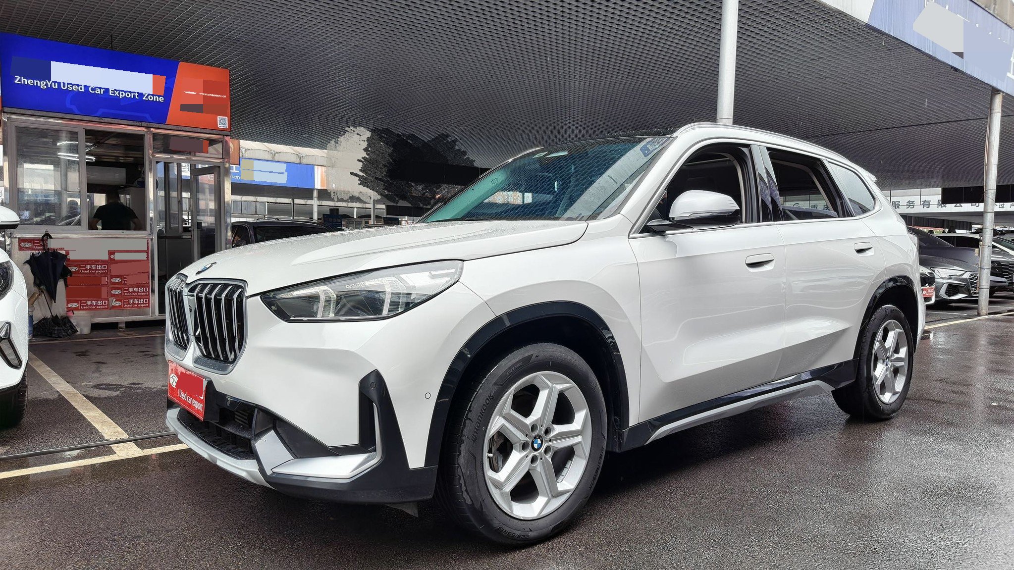 BMW X1 2023 car image 
