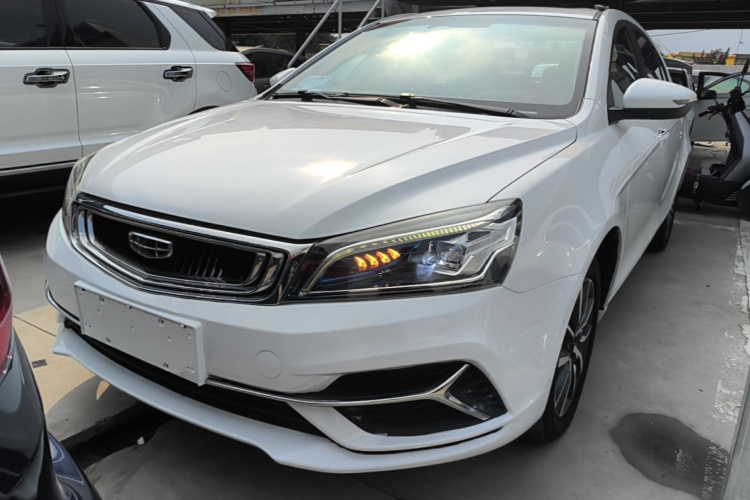 GEELY Emgrand 2019 #3 GEELY Emgrand 2019 car image #3