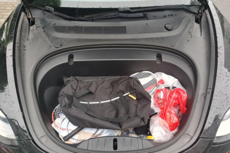 Tesla Model 3 2020 car image #22