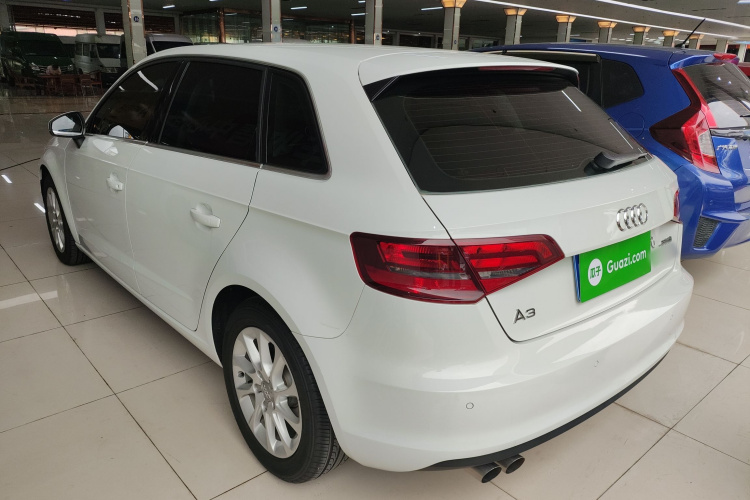 Audi A3 2017 car image #7