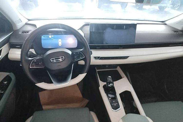 GEELY Emgrand L HiP 2022 car image #10