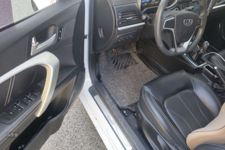 GEELY Emgrand 2016 car image #18