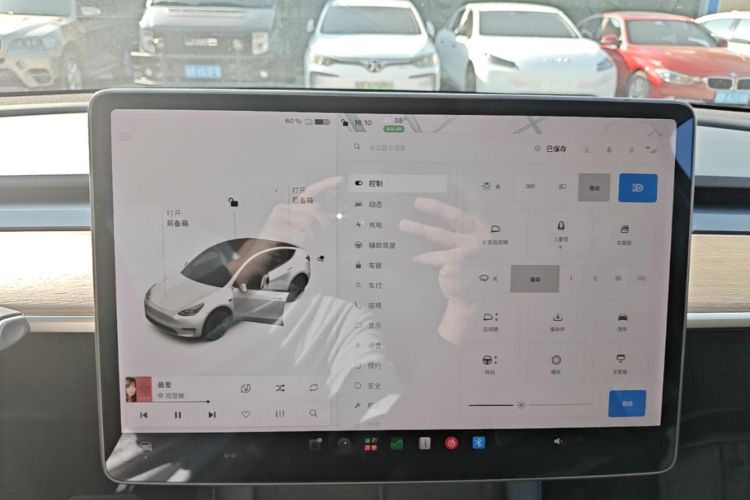 Tesla Model Y 2021 #13 Tesla Model Y 2021 car image #13
