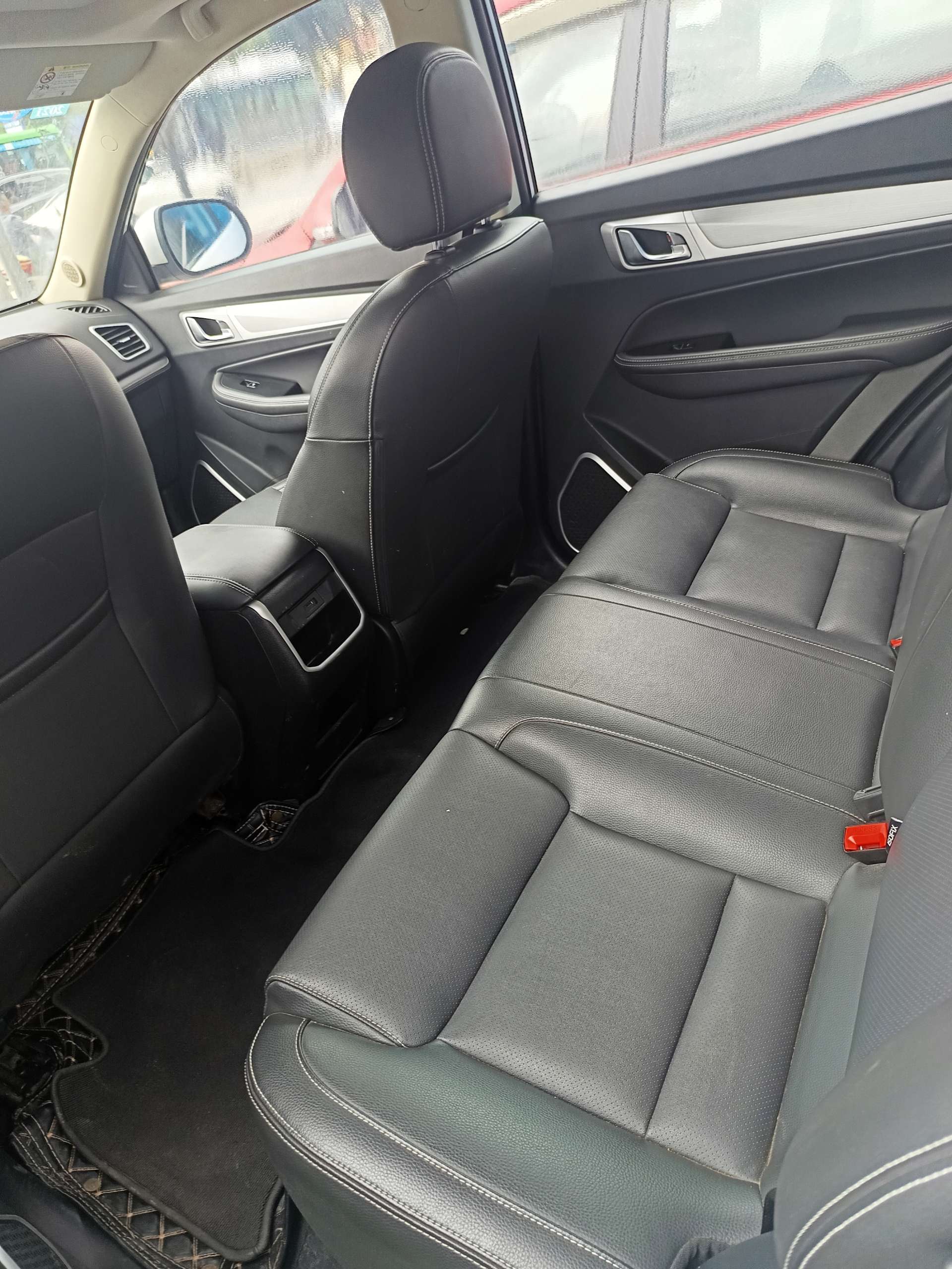 GEELY Vision X6 2019 car image #6