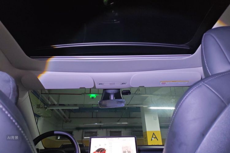 Tesla Model Y 2021 #20 Tesla Model Y 2021 car image #20
