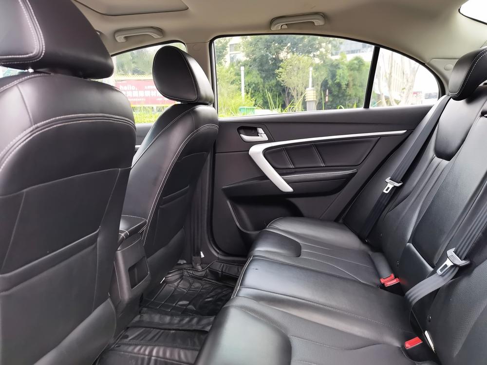 GEELY Emgrand 2016 #10 GEELY Emgrand 2016 car image #10