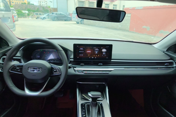 GEELY Emgrand 2023 car image #10