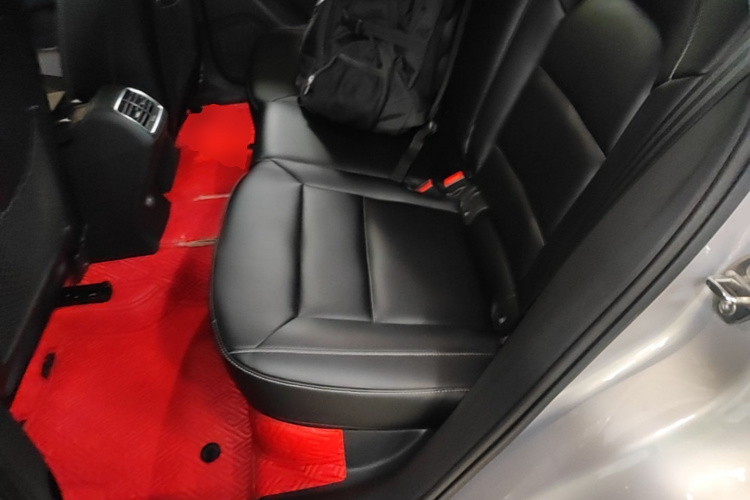 Audi Q3 2016 #17 Audi Q3 2016 car image #17