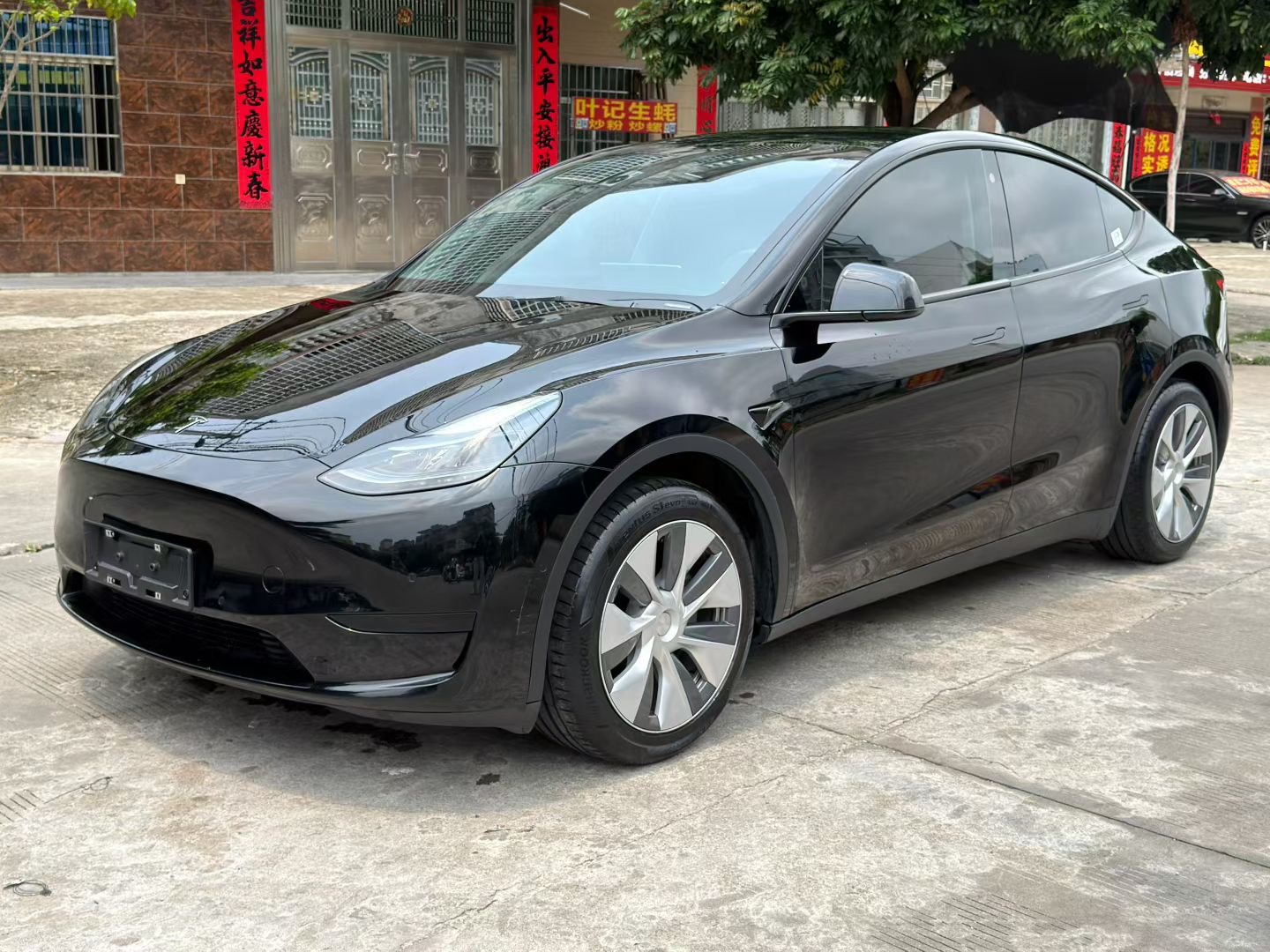 Tesla Model Y 2022 Tesla Model Y 2022 car image
