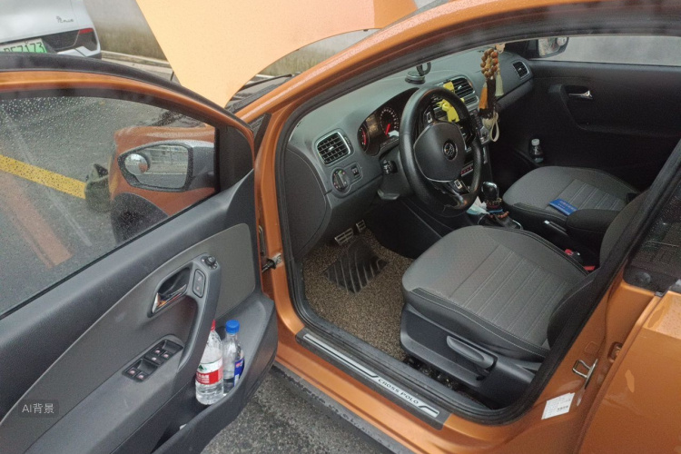 Volkswagen Polo 2015 #18 Volkswagen Polo 2015 car image #18