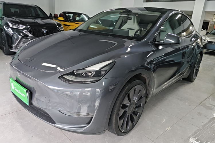 Tesla Model Y 2022 #2 Tesla Model Y 2022 car image #2