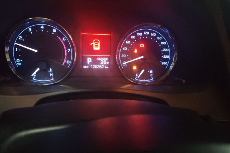 Toyota Corolla 2017 #8 Toyota Corolla 2017 car image #8