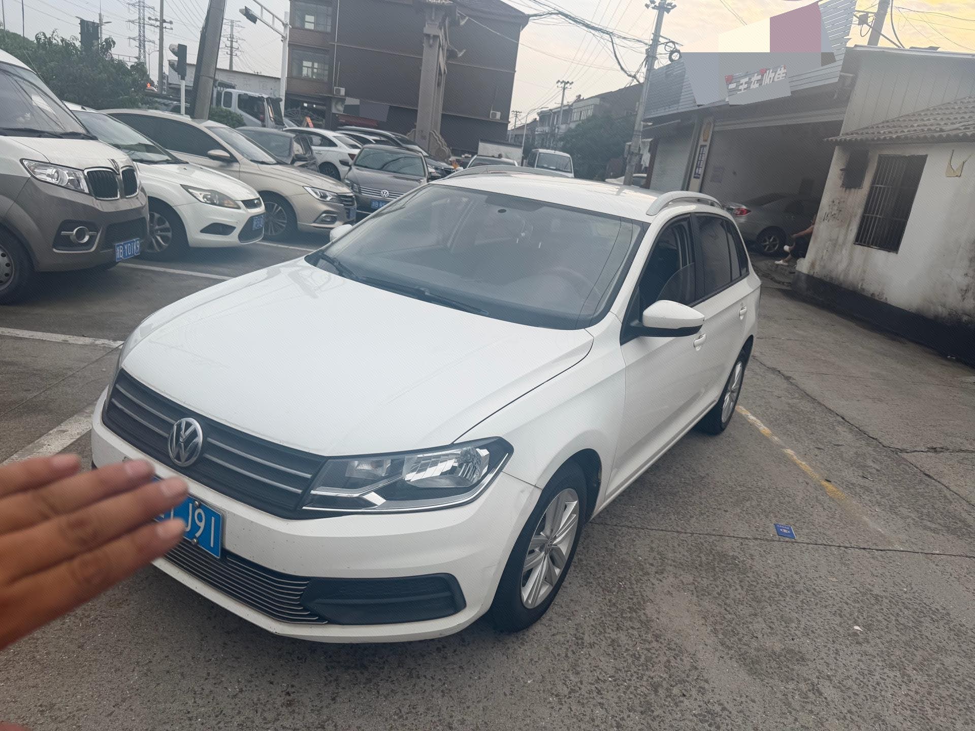Volkswagen Santana 2017 car image 
