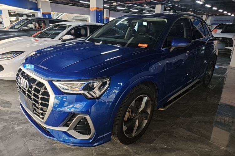 Audi Q3 2019 #2 Audi Q3 2019 car image #2