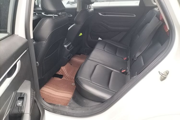 GEELY Emgrand 2024 car image #17